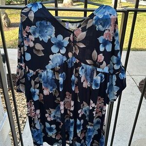 Dear Scarlett size xl tunic